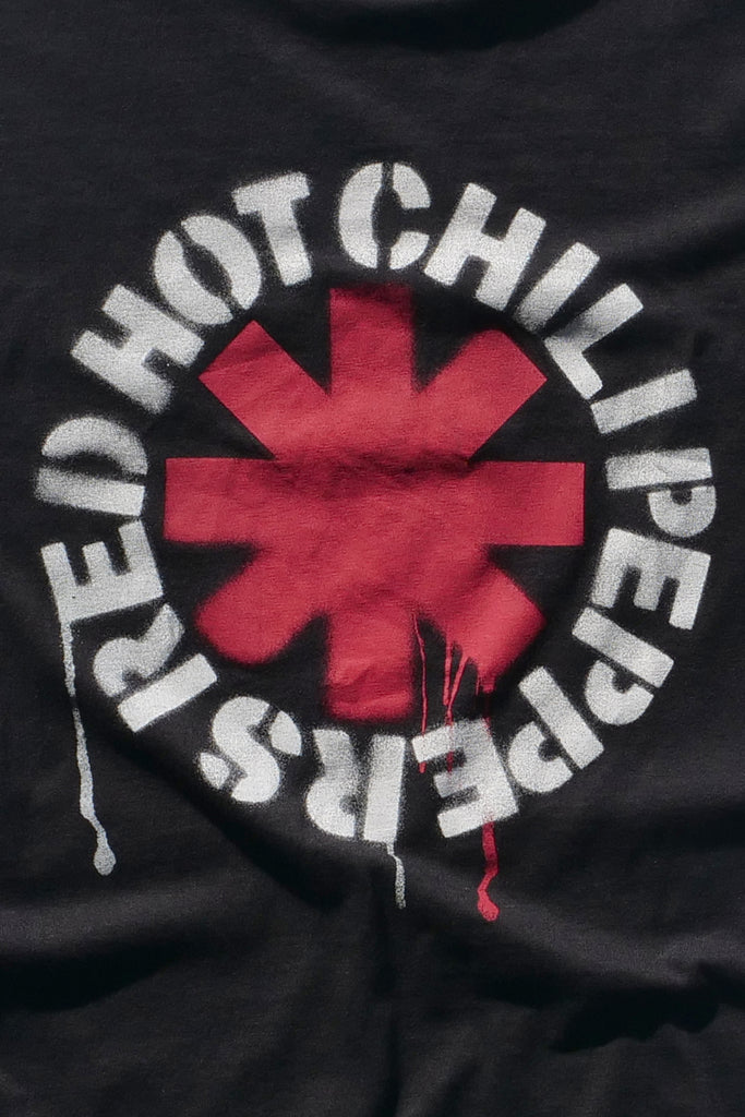Red Hot Chili Peppers t-shirt logo